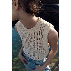 NWT ZARA OFF WHITE ECRU KNIT CROP TOP  *SOLD OUT*